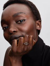 Anello Cuore Piccolo Linea Sinuosa