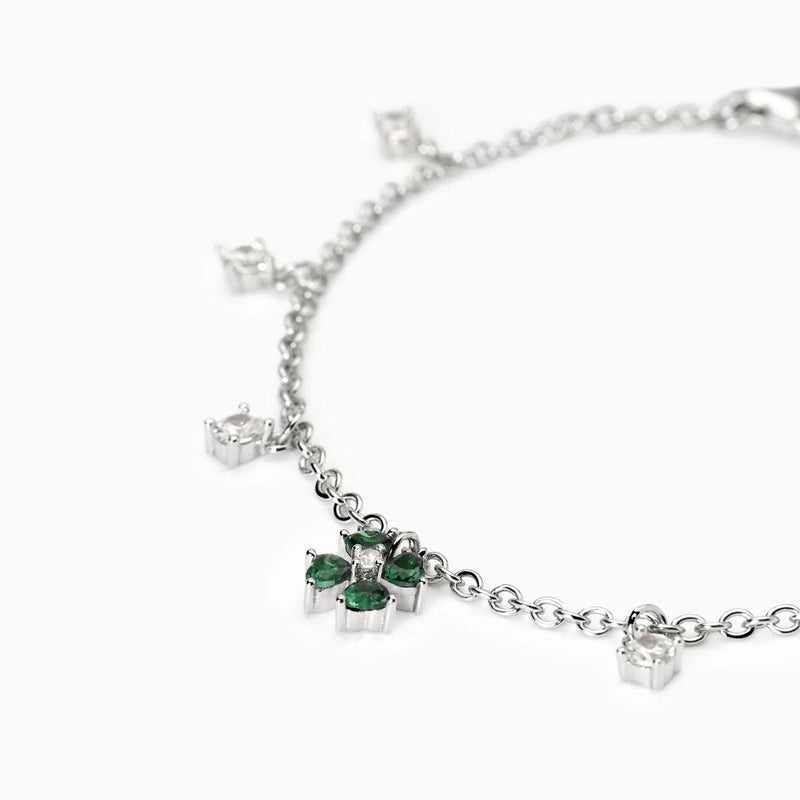 Bracciale in argento con quadrifoglio CERCAMI