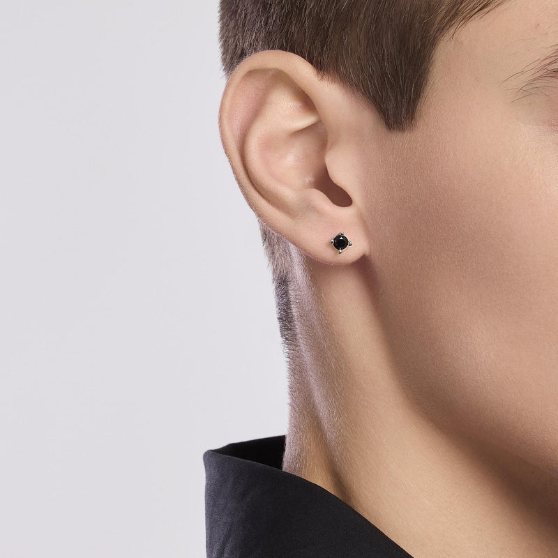 Orecchino uomo zircone nero Punto di vista