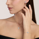 Orecchini a lobo in argento con mano di Fatima POSITIVE ENERGY
