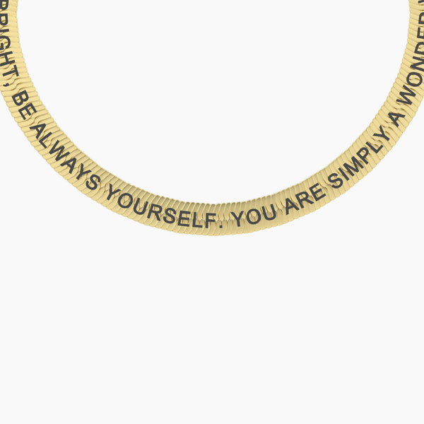 Bracciale dorato elastico con frase Simply a wonder woman