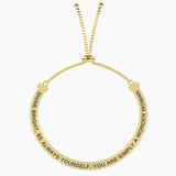 Bracciale dorato elastico con frase Simply a wonder woman