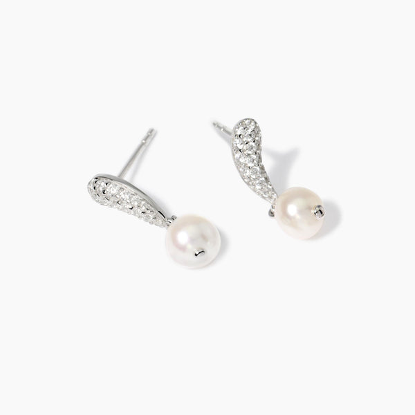 Orecchini con pavé di zirconi e perle coltivate Opera