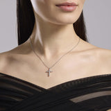 Girocollo con pendente croce in zirconi Divina