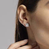 Orecchini a lobo con zirconi Cool or Rétro?