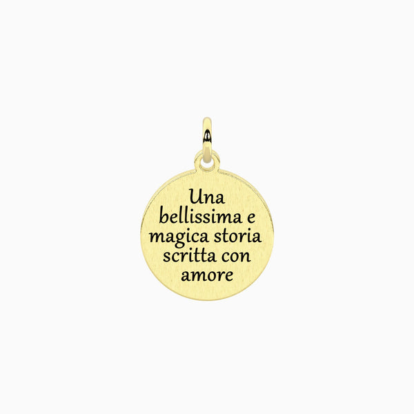 Ciondolo dorato con frase sulla famiglia Famiglia | storia magica