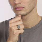 Anello chevalier ovale con borchie da uomo FORTNIGHT