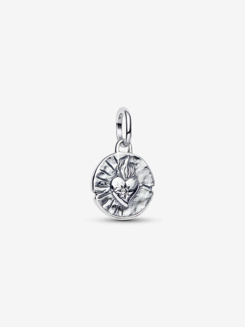 Charm Medallion Cuore Sacro "Amor Vincit Omnia"
