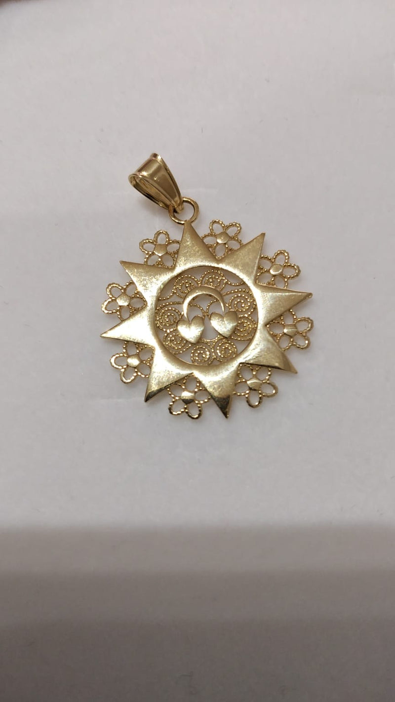 Ciondolo Presentosa in oro 18kt - Gioielleria Fondente