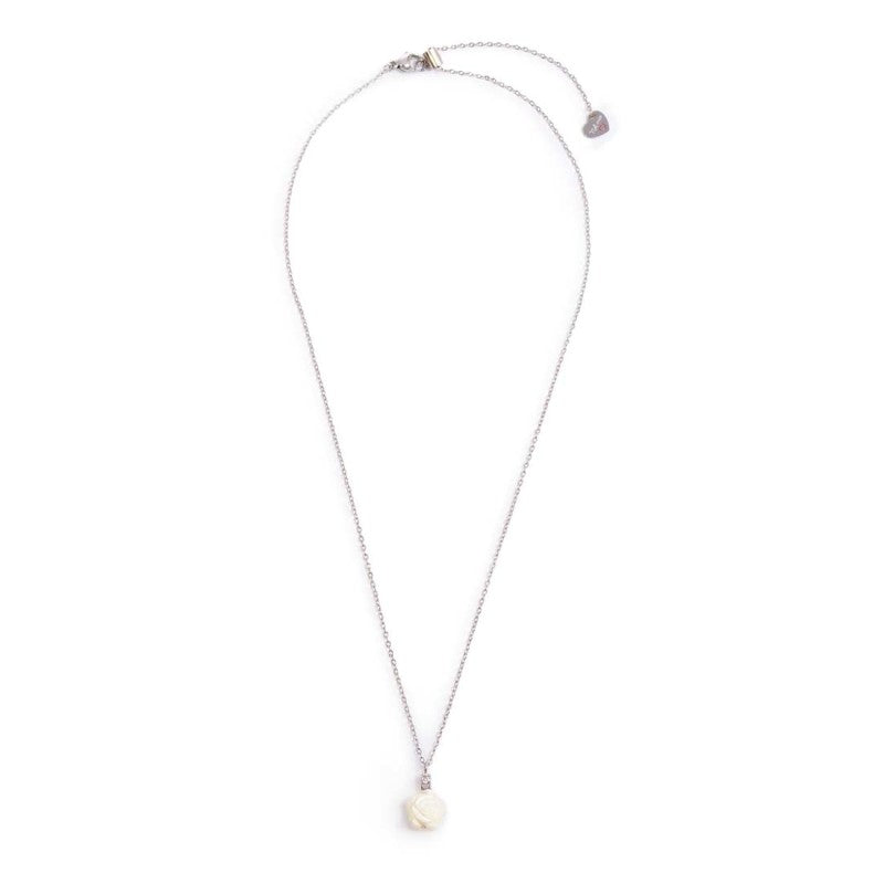 Collana con rosa in madreperla