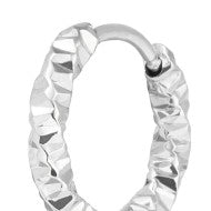 Orecchino a cerchio ritorto 1,5 cm trama diamantata