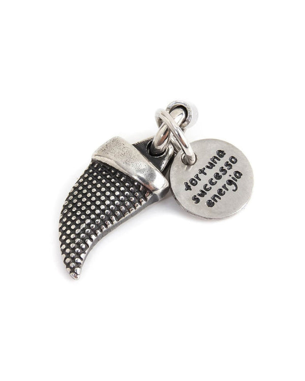 15ch088 Charm zanna bugnato