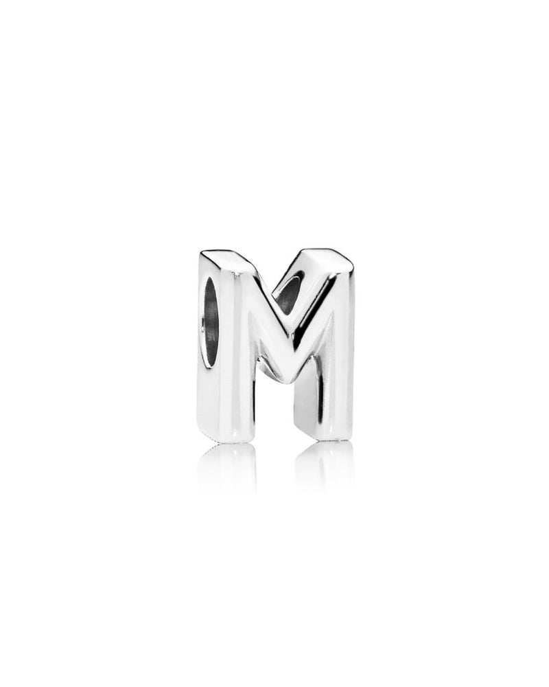797467 Charm dell’alfabeto Lettera M