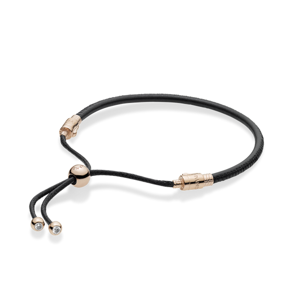 588059cbk Bracciale Pandora Moments in pelle con chiusura regolabile