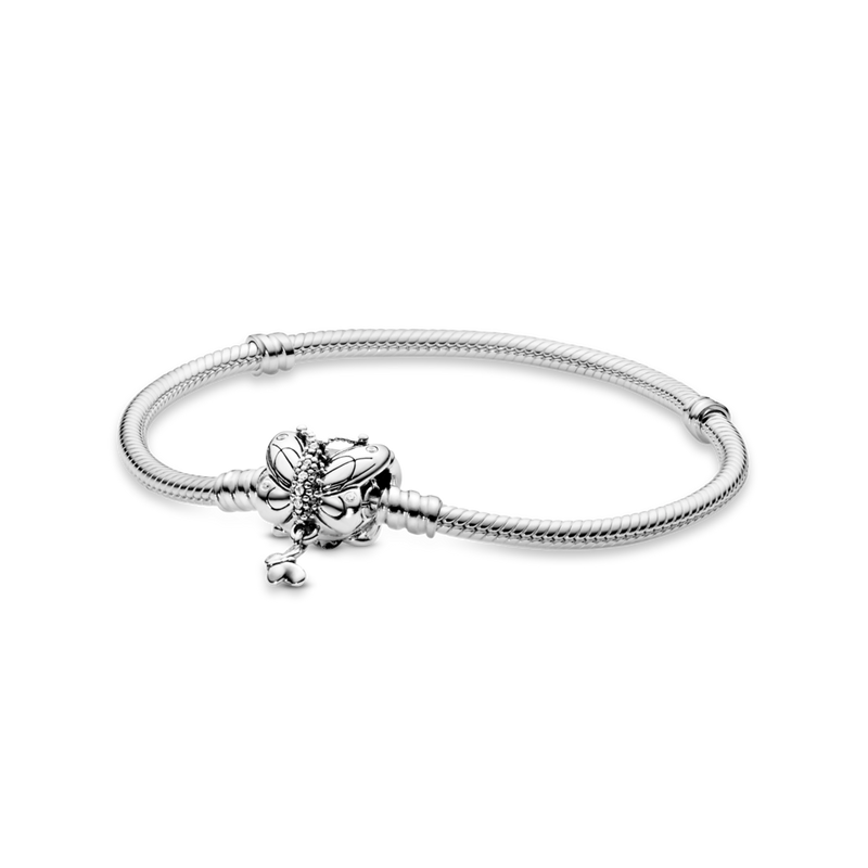 597929cz Bracciale Pandora Moments con maglia snake e chiusura a farfalla