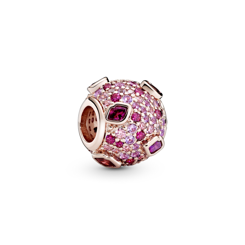 788702c01 Charm Bacio con pavé