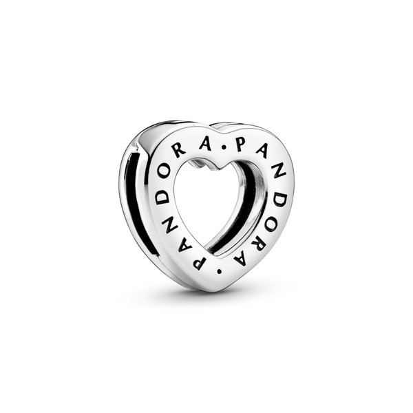 798741c00 Charm Reflexions con cuore e logo Pandora