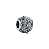 798797c01 Charm Margherita con pavé