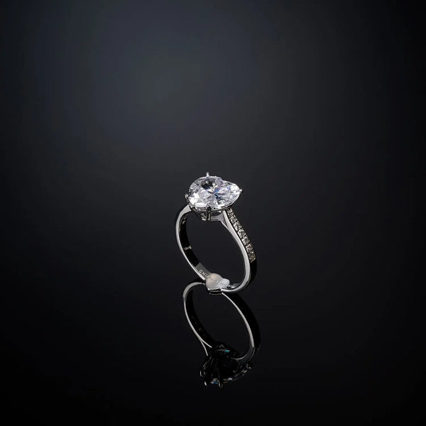 j19avf01012 Anello First Love