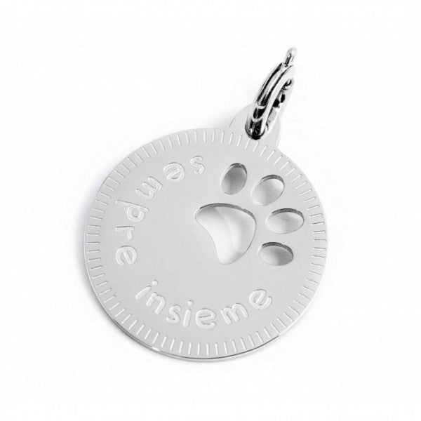 15ch142 Charm "Zampina forata"