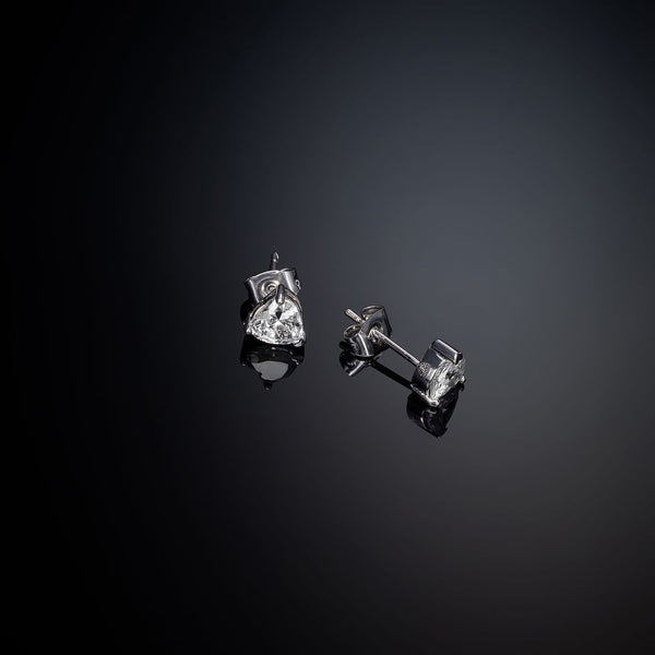 j19auv21 Orecchini First Love